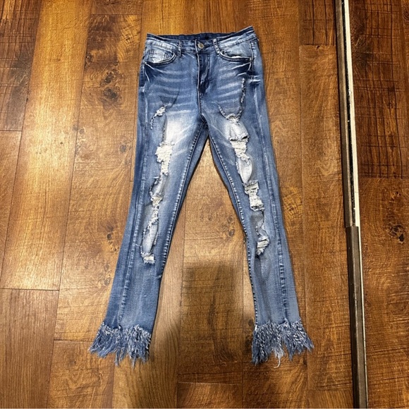 Set of Four Denim Jeans - Picture 7 of 16